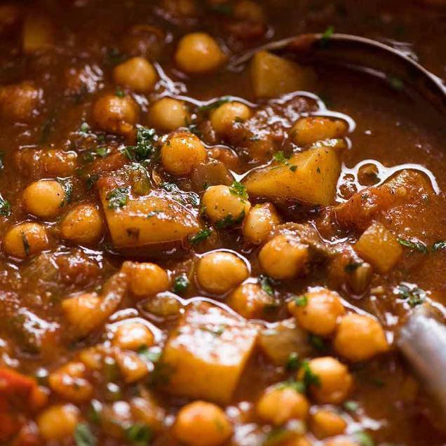 White Sweet Potato, Chickpea & Spinach Curry